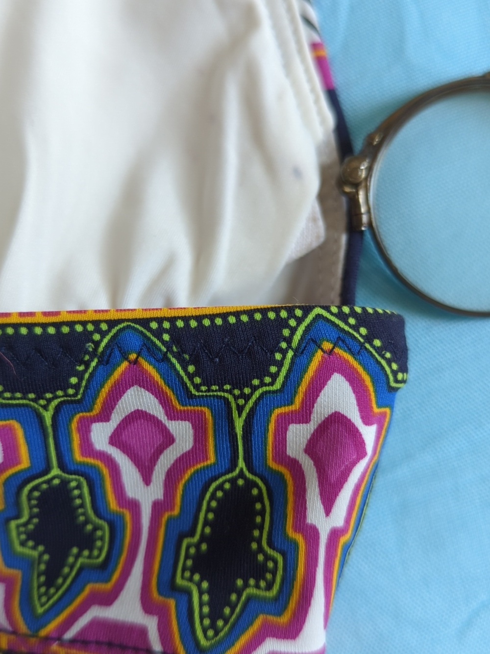 Trina Turk Triangle Bikini Top ' Sri Lanka' M- L *Flaws* - Picture 12 of 12
